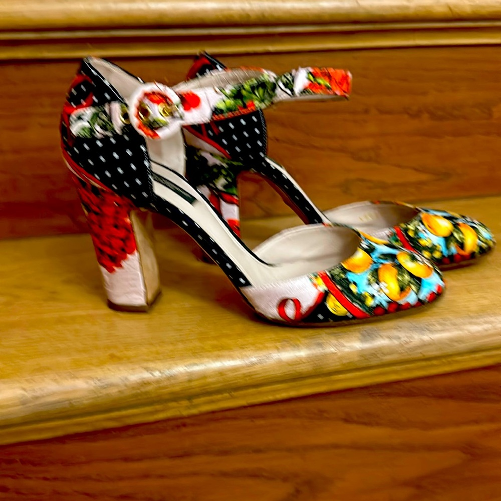 Dolce and Gabbana colorful leather shoes
